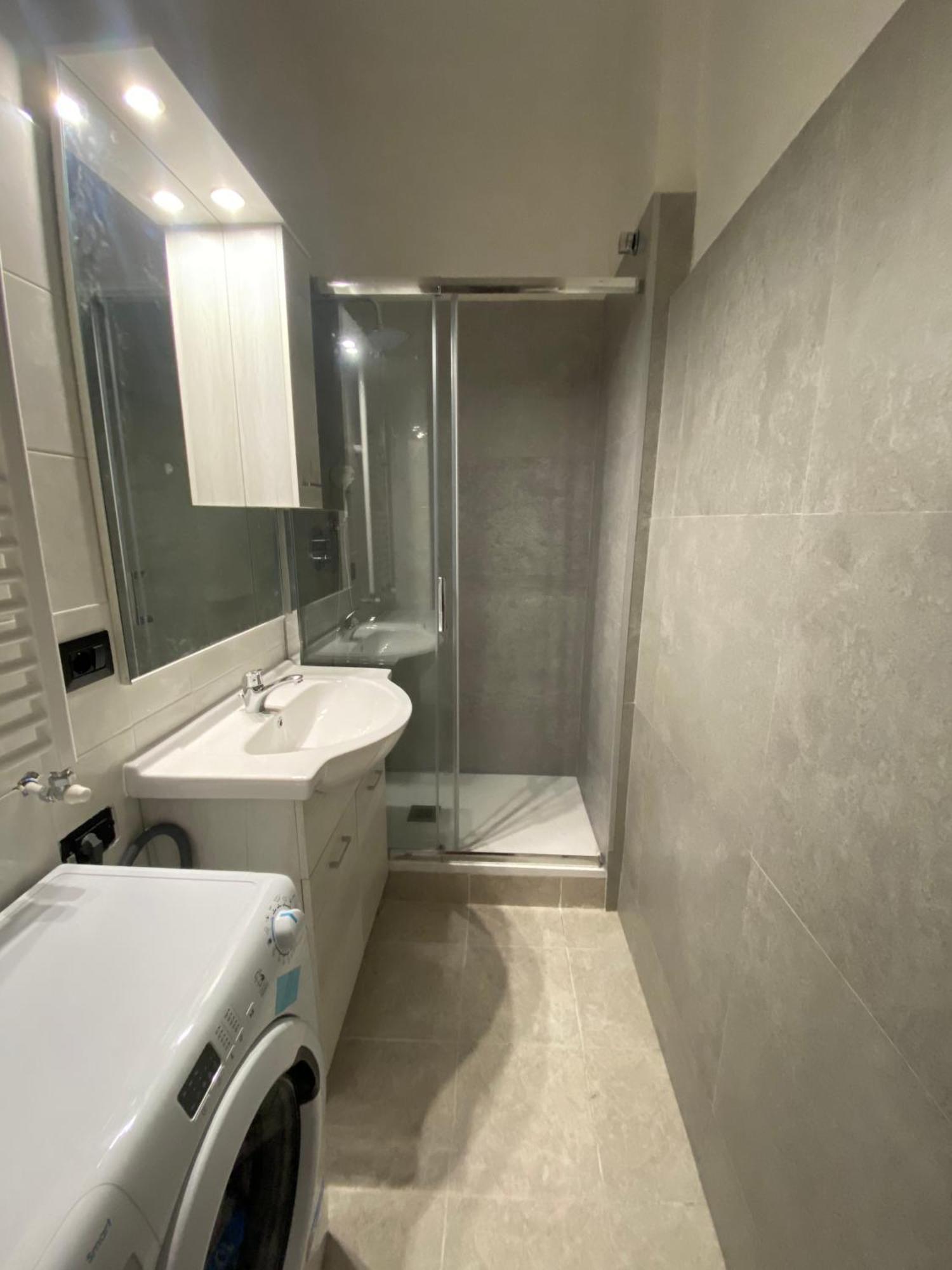 Lake Front Apartments, Lecco Zewnętrze zdjęcie